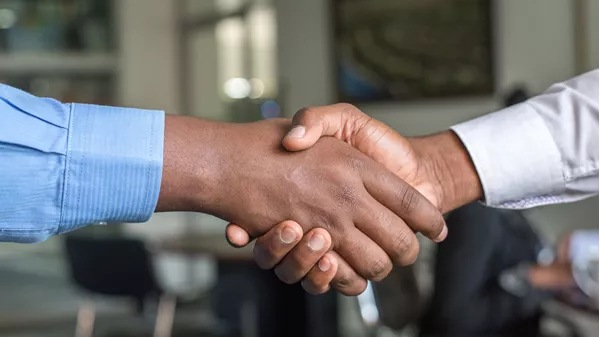 A Sales Simulation that focuses on relationship management and influencing skills